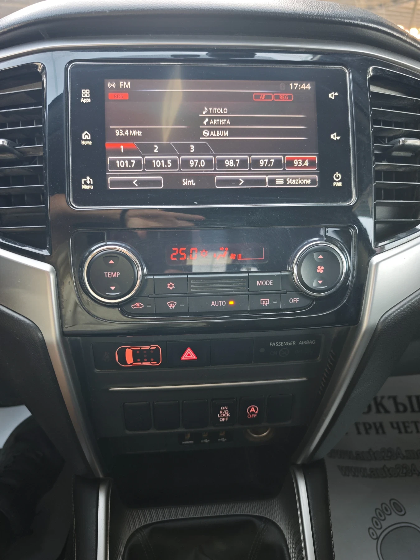 Mitsubishi L200 INTENCE 4WD 2.3 150CV, снимка 14 - Автомобили и джипове - 55992876
