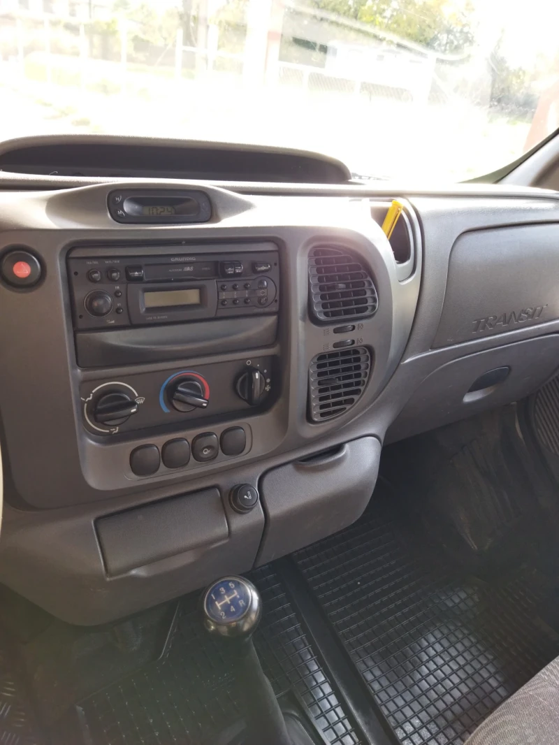 Ford Transit 2.0Tdi, снимка 10 - Бусове и автобуси - 47660657