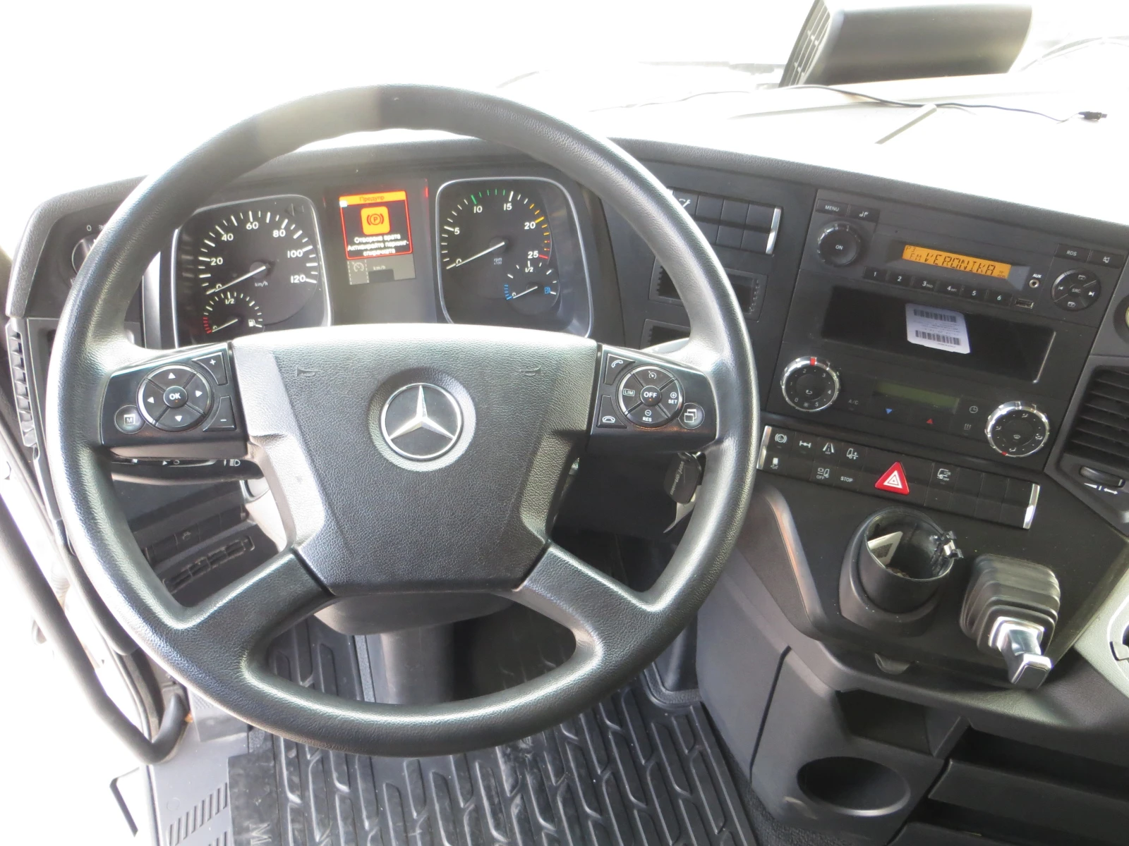 Mercedes-Benz Actros 1843 - изображение 8