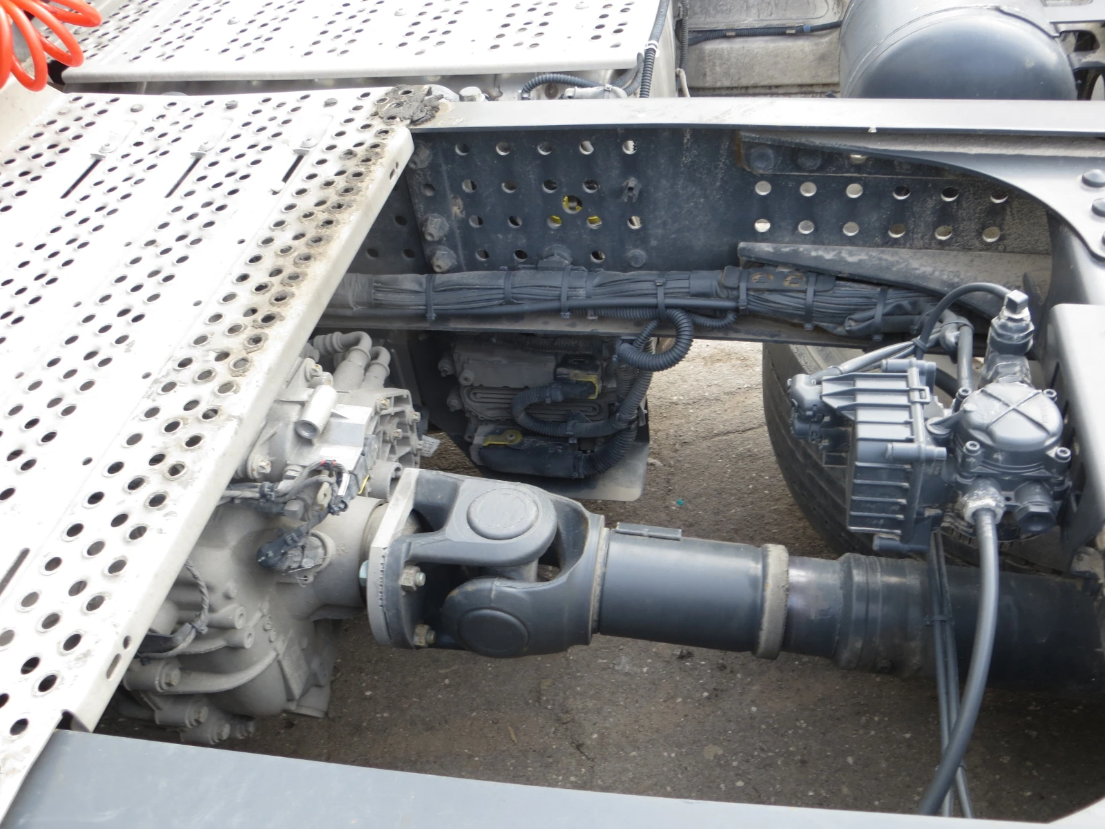 Mercedes-Benz Actros 1843 | Mobile.bg � ����������� 14