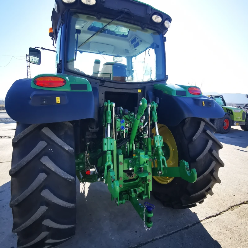 Трактор John Deere 6125R 2015 година лизинг с първоначална вноска 20%, снимка 8 - Селскостопанска техника - 43596494