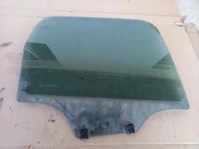 Стъкло задно дясно Ситроен Ц3 Пикасо 