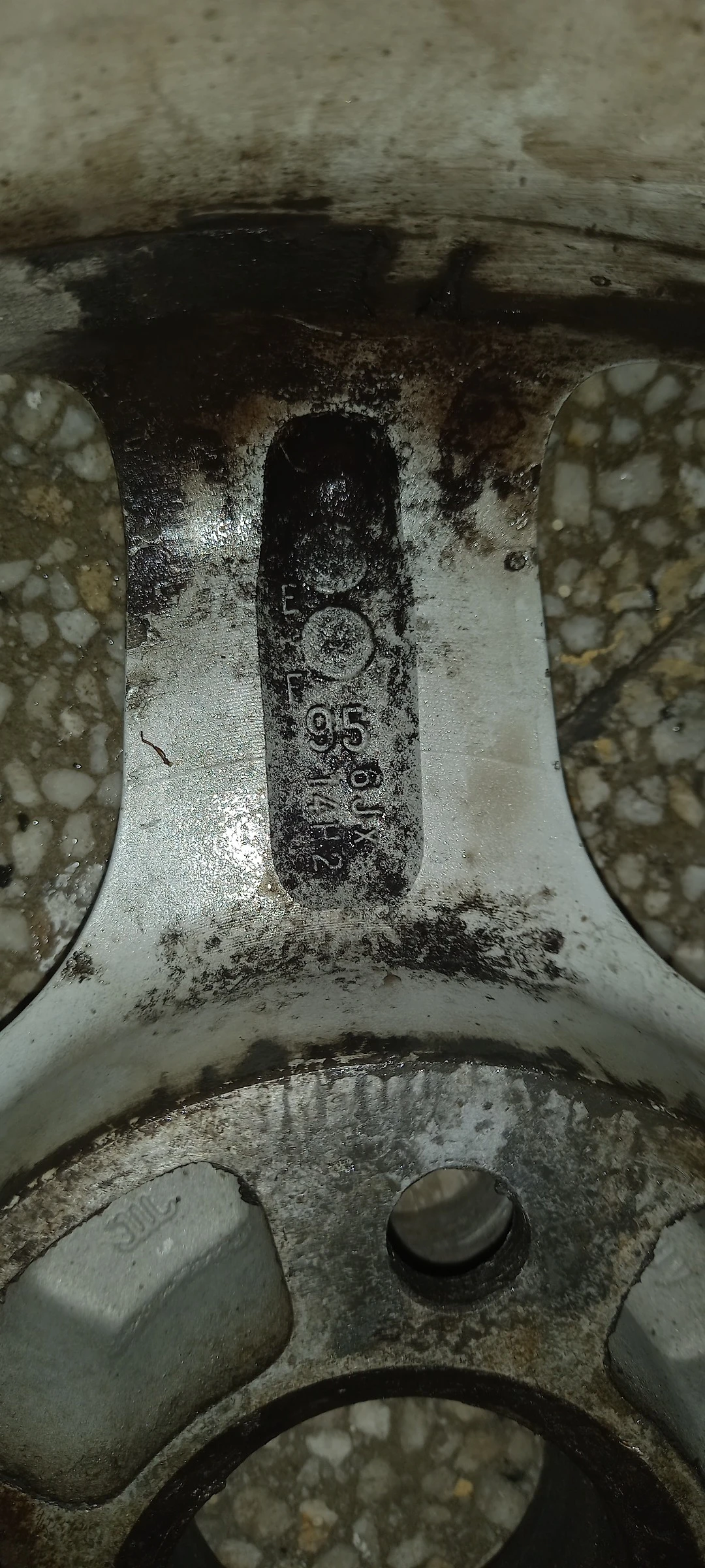 ���� � ������ 185/65R14 �� VW | Mobile.bg � ����������� 2