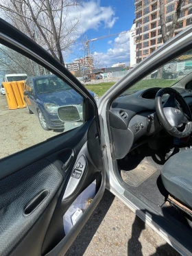 Toyota Yaris, снимка 6