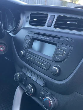 Kia Ceed 1.4 Бензин/Газ /Фабрична, снимка 16