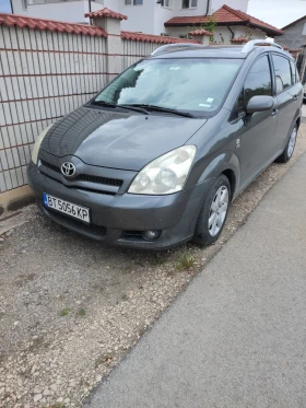 Обява за продажба на Toyota Corolla verso 2.0 116hp ~2 000 лв. - изображение 1