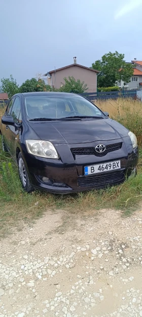 ������ Toyota Auris