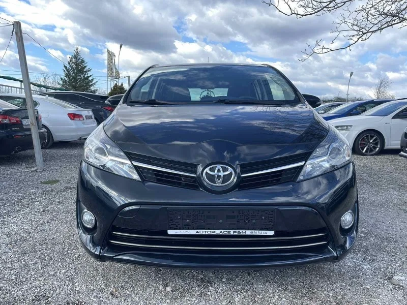 Toyota Verso Facelift/Navi/Camera/Panorama , снимка 2 - Автомобили и джипове - 44941253