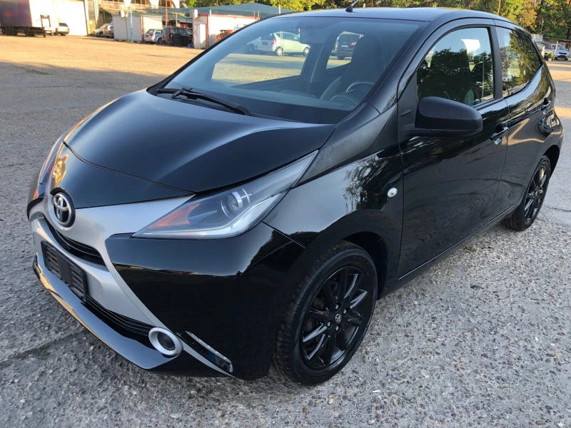 Toyota Aygo 1.0I 69 kc, снимка 1 - Автомобили и джипове - 47332721