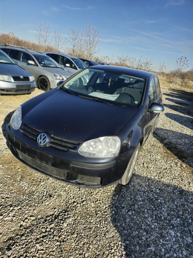 VW Golf 1.6i, снимка 3 - Автомобили и джипове - 48097968