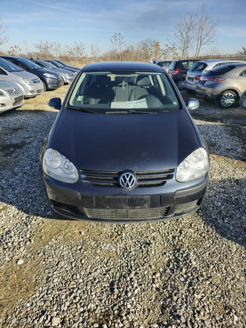 VW Golf 1.6i, снимка 1 - Автомобили и джипове - 48097968