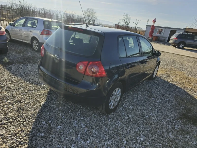 VW Golf 1.6i, снимка 6 - Автомобили и джипове - 48097968