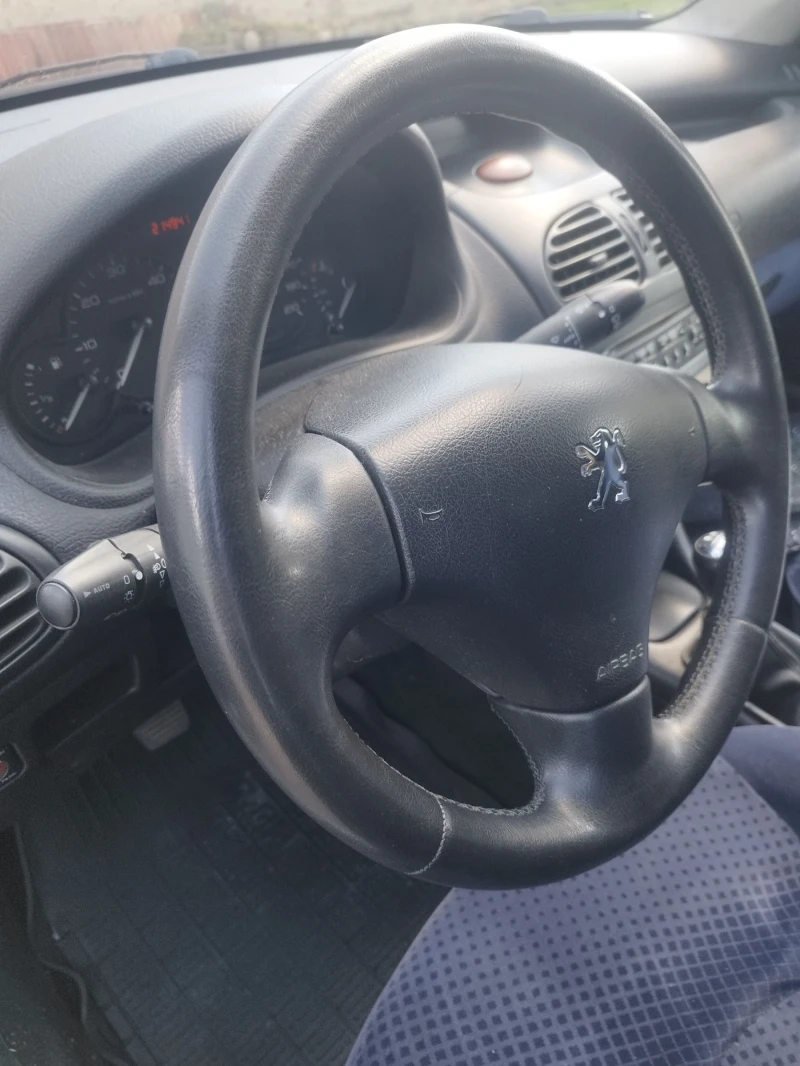 Peugeot 206 1.4 hdi, снимка 7 - Автомобили и джипове - 48305063