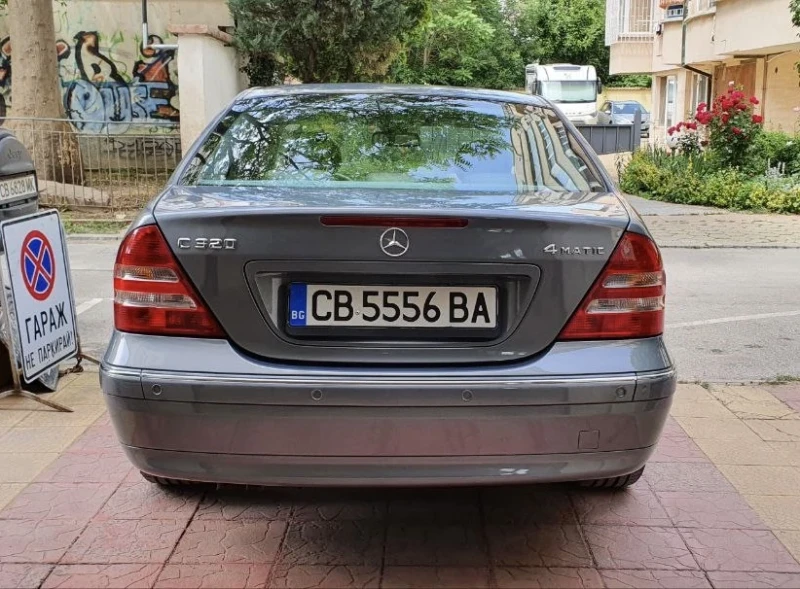 Mercedes-Benz C 320 4 Matic, снимка 5 - Автомобили и джипове - 48892440