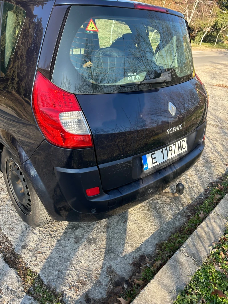 Renault Scenic, снимка 4 - Автомобили и джипове - 49537615