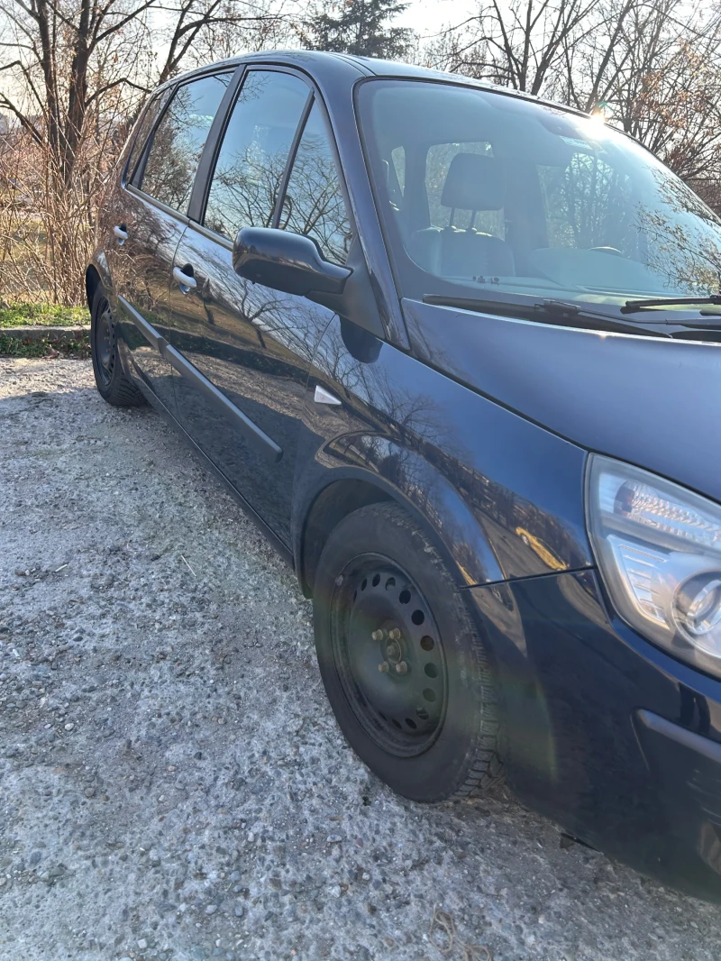 Renault Scenic, снимка 2 - Автомобили и джипове - 49537615