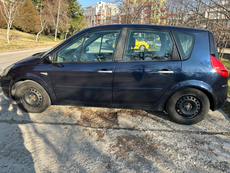 Renault Scenic, снимка 3 - Автомобили и джипове - 49537615