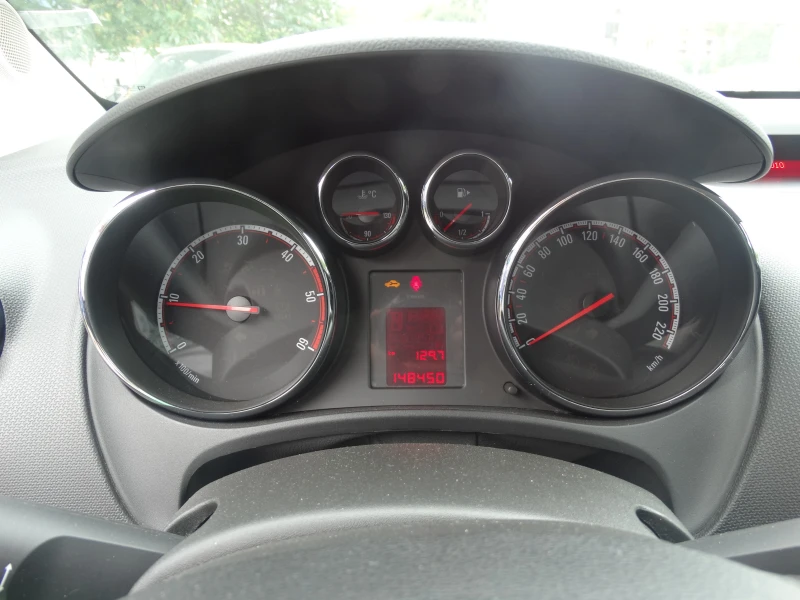 Opel Meriva, снимка 12 - Автомобили и джипове - 51441121