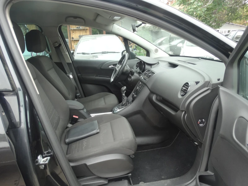 Opel Meriva, снимка 9 - Автомобили и джипове - 51441121