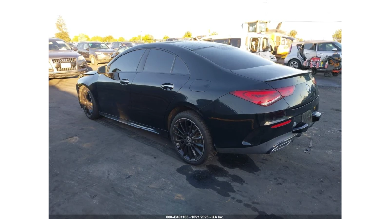 Mercedes-Benz CLA 250, снимка 2 - Автомобили и джипове - 52643790