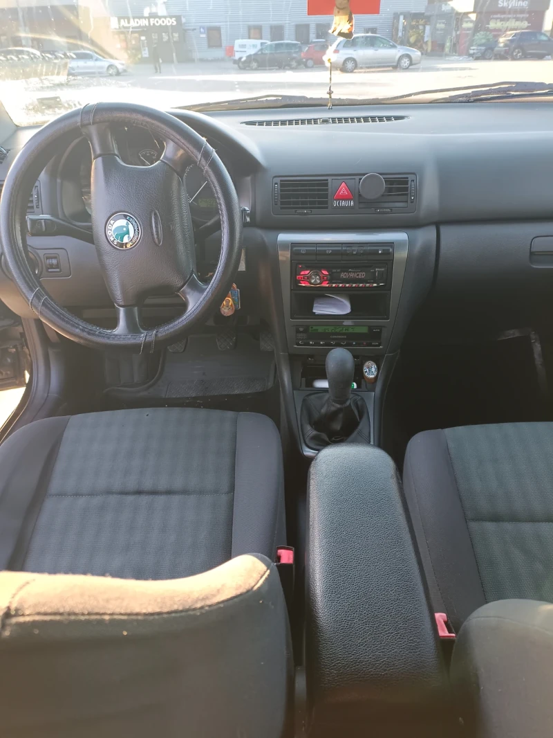 Skoda Octavia 1.9Tdi, снимка 6 - Автомобили и джипове - 53075309