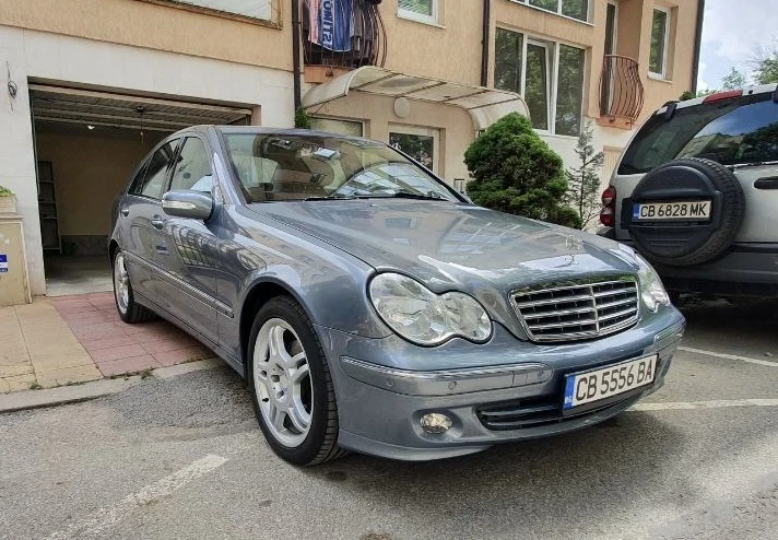 Mercedes-Benz C 320 4 Matic, снимка 1 - Автомобили и джипове - 48892440