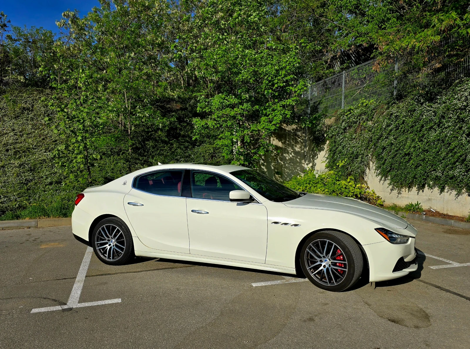 Maserati Ghibli V6 3.0 Gran Lusso - изображение 2