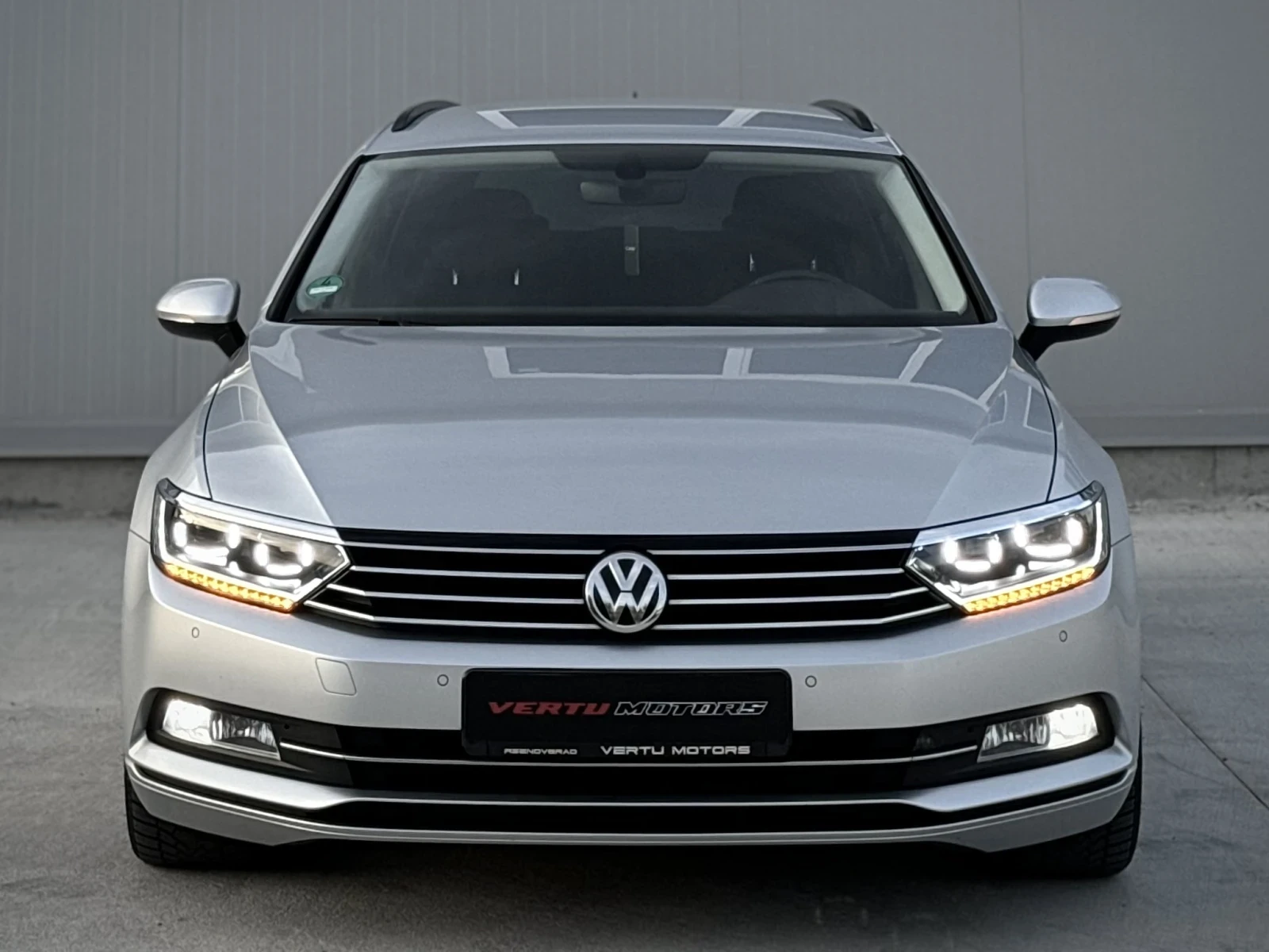 VW Passat 2.0TDI / DSG / Full Led / ergoComfort / Distronic - изображение 2