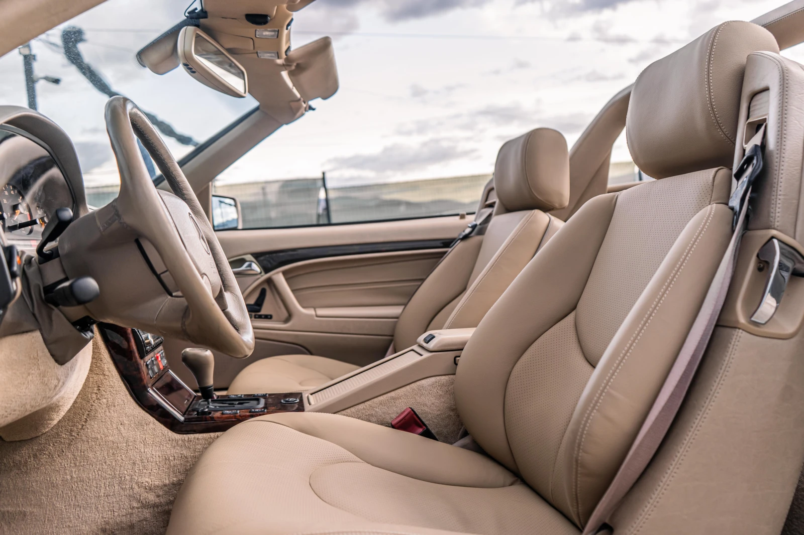 Mercedes-Benz SL 500 i-КАБРИОЛЕТ-УНИКАЛНО ЗАПАЗЕН И БЕЗ РЪЖДИ! - изображение 9