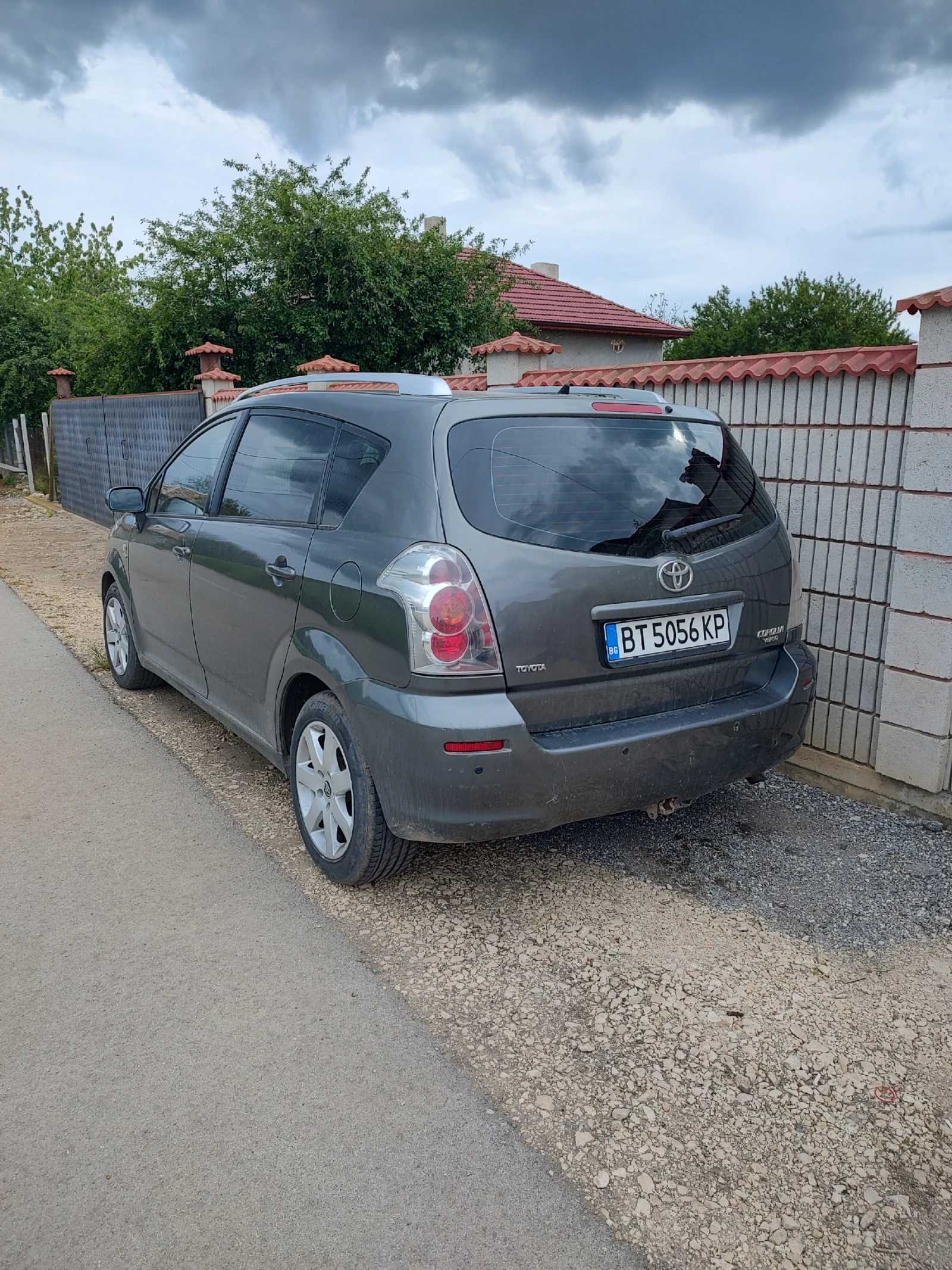 Toyota Corolla verso 2.0 116hp - изображение 3