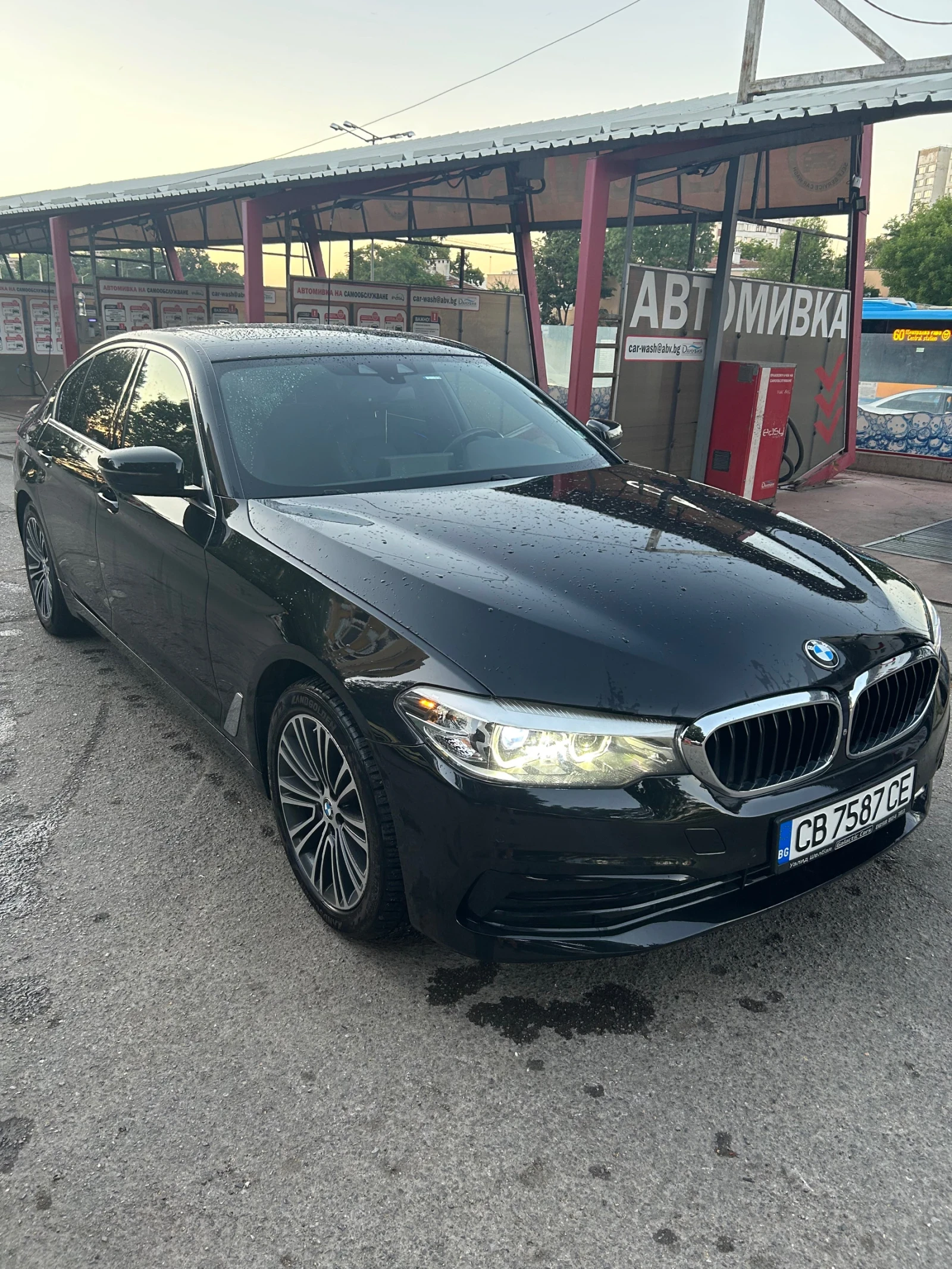 BMW 530  530i xdrive* Sport line* 120 000km* 360 камера - изображение 3