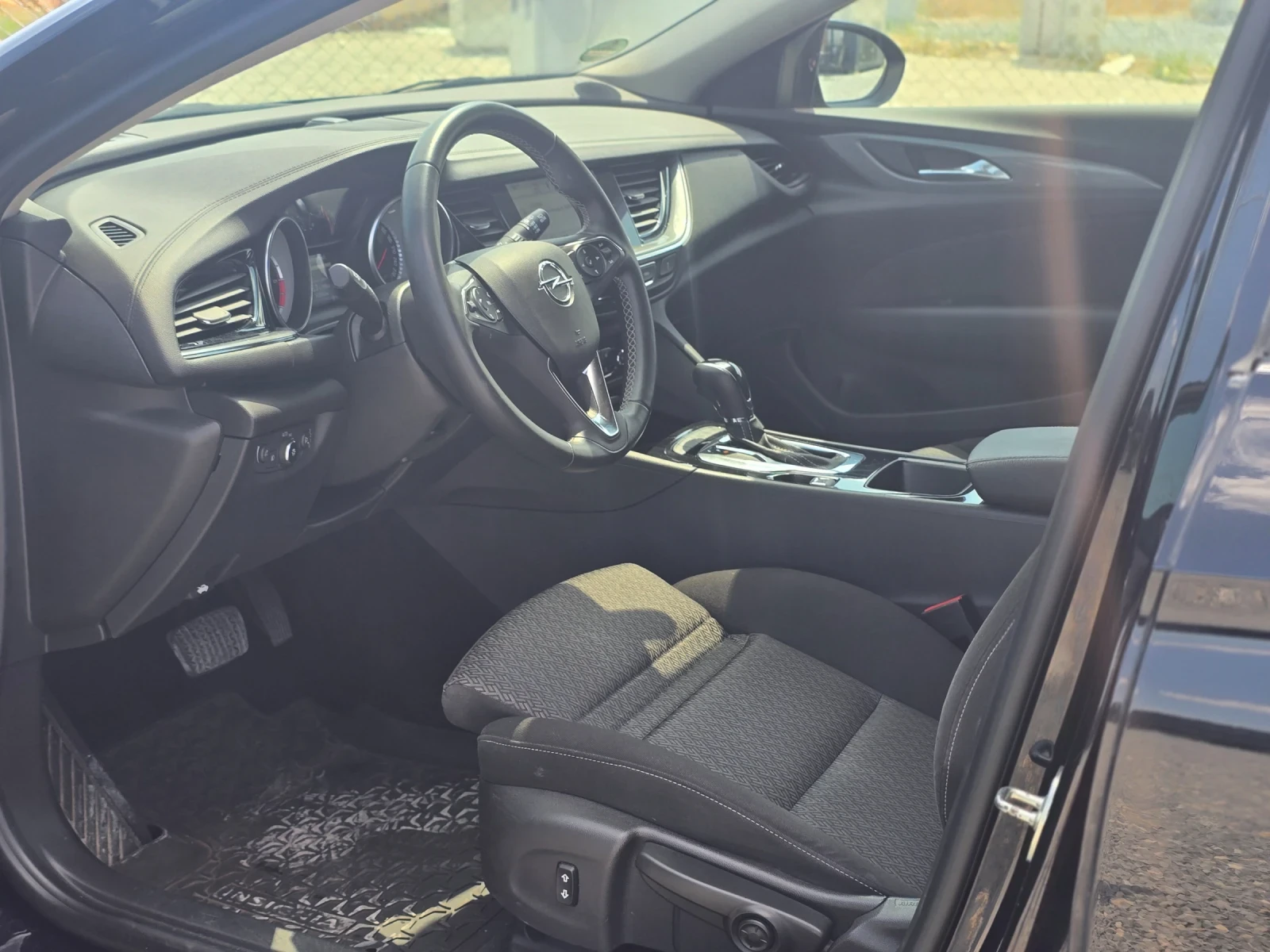 Opel Insignia 112000 км  - изображение 7