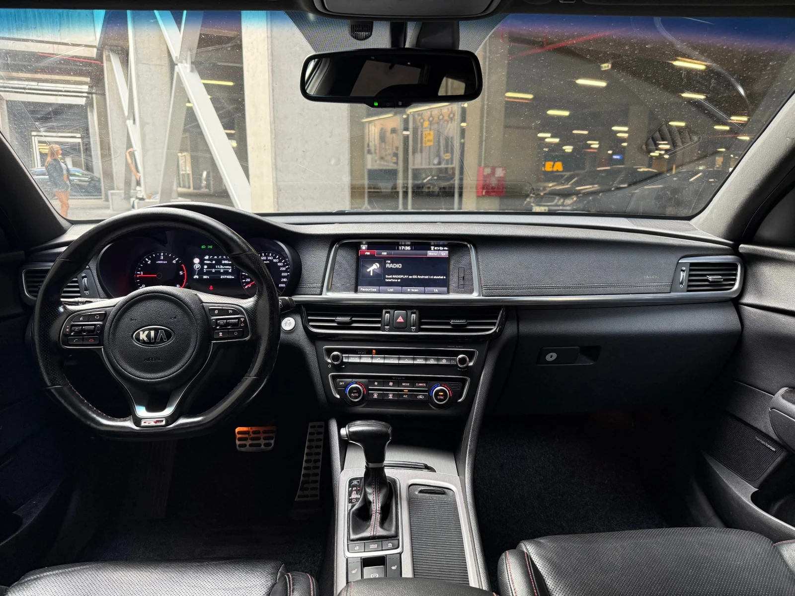 Kia Optima 1.7 CRDi GT Line - изображение 7