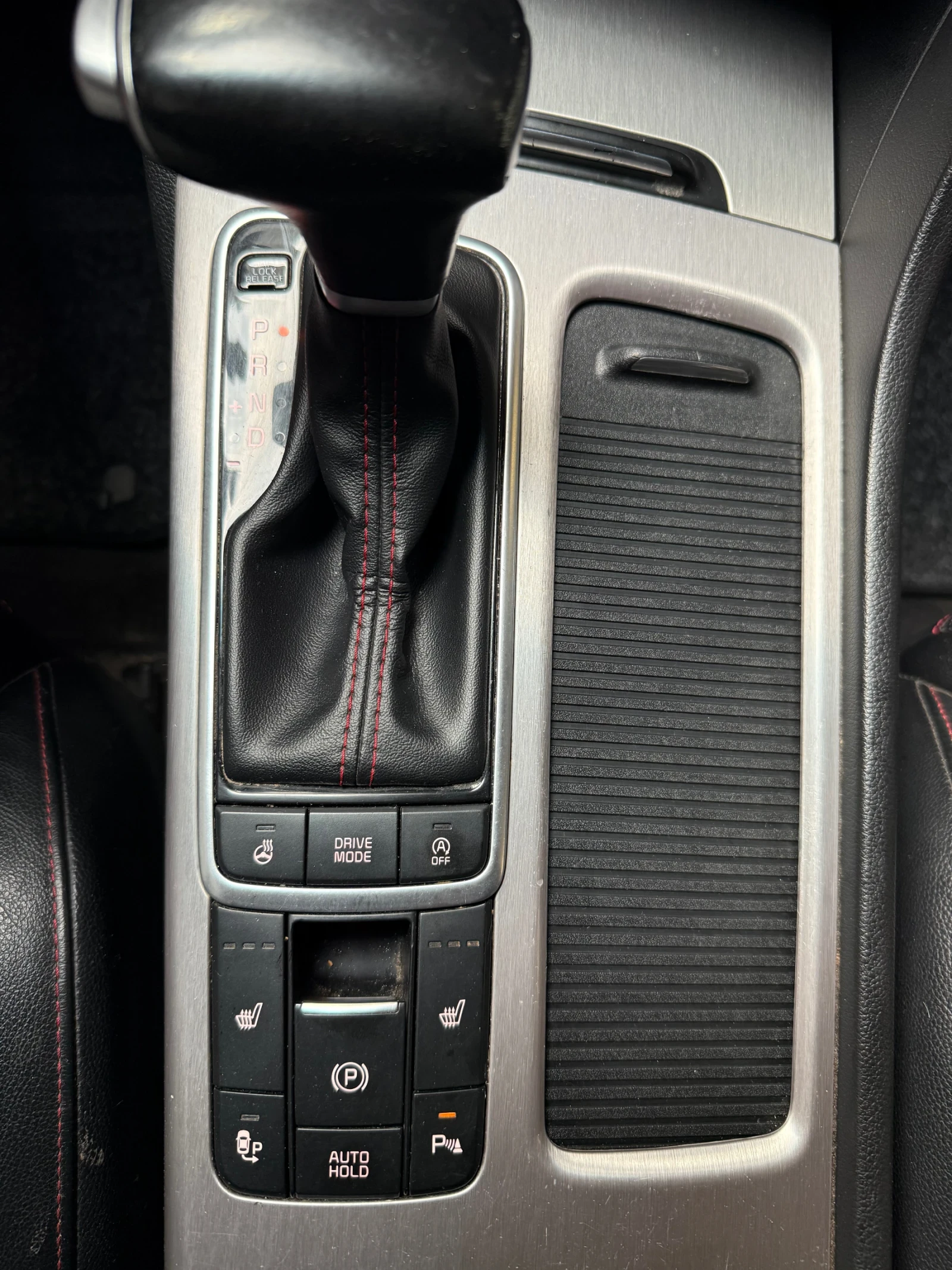 Kia Optima 1.7 CRDi GT Line - изображение 10