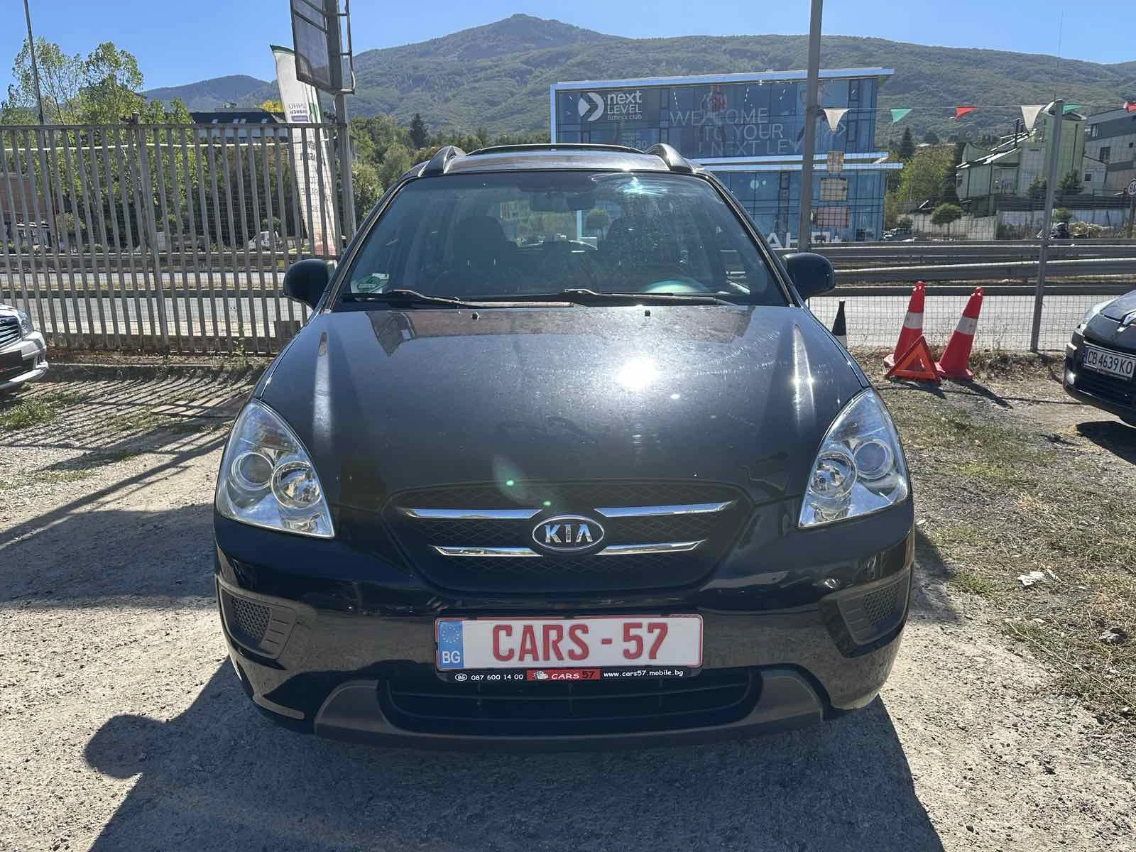 Kia Carens 2.0CRDI Кожен салон - изображение 5