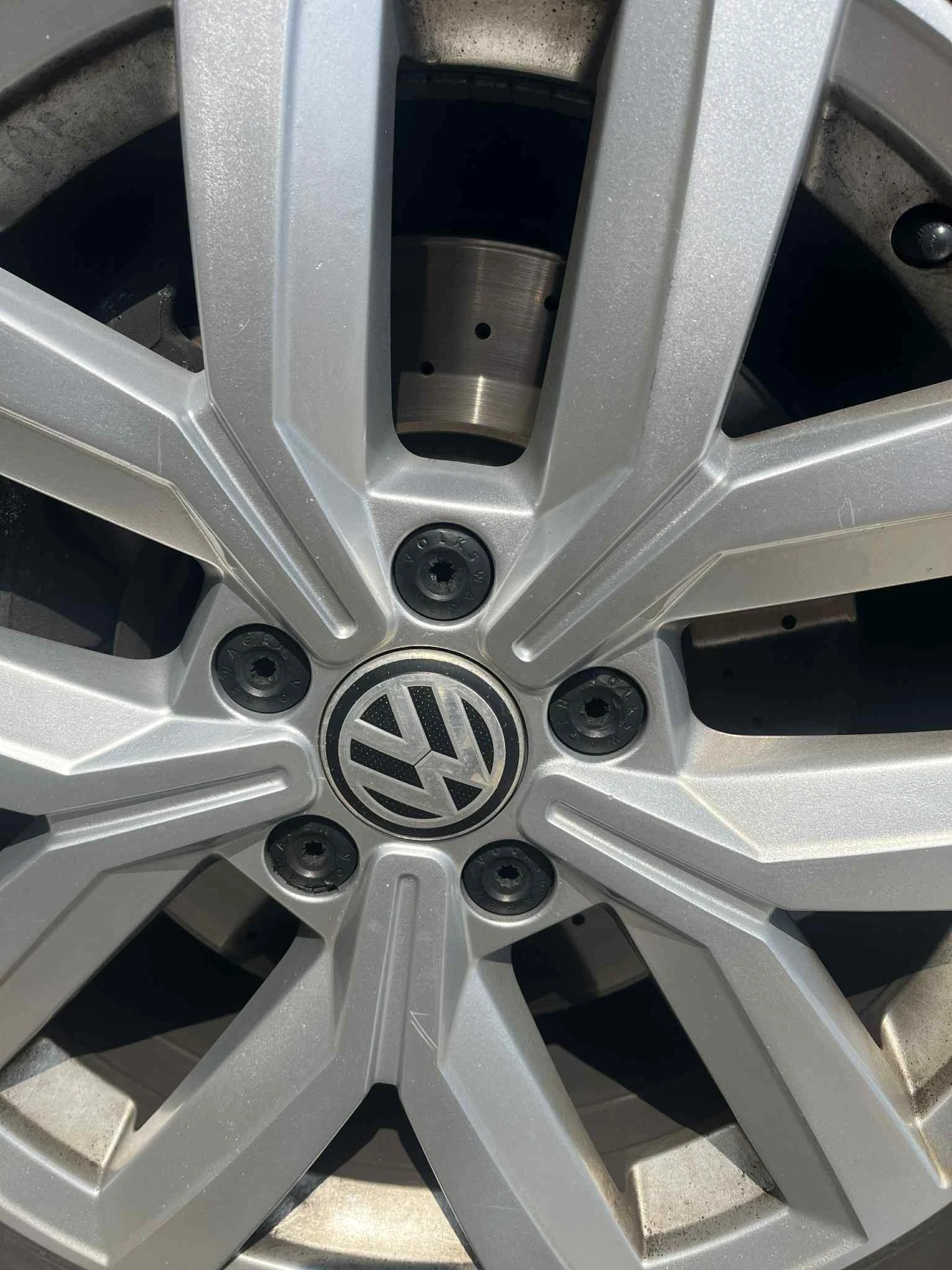 VW Passat 2.0 TDI - изображение 4