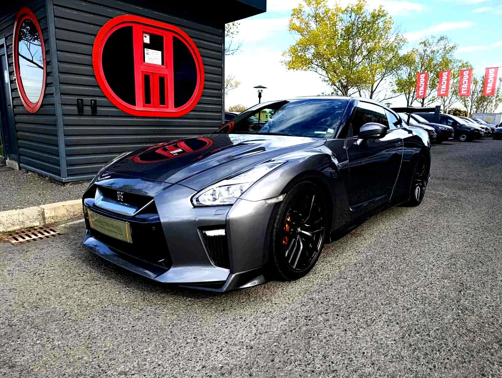 Nissan Gt-r Сервизна история! Пробег само 42 800 км! - изображение 3