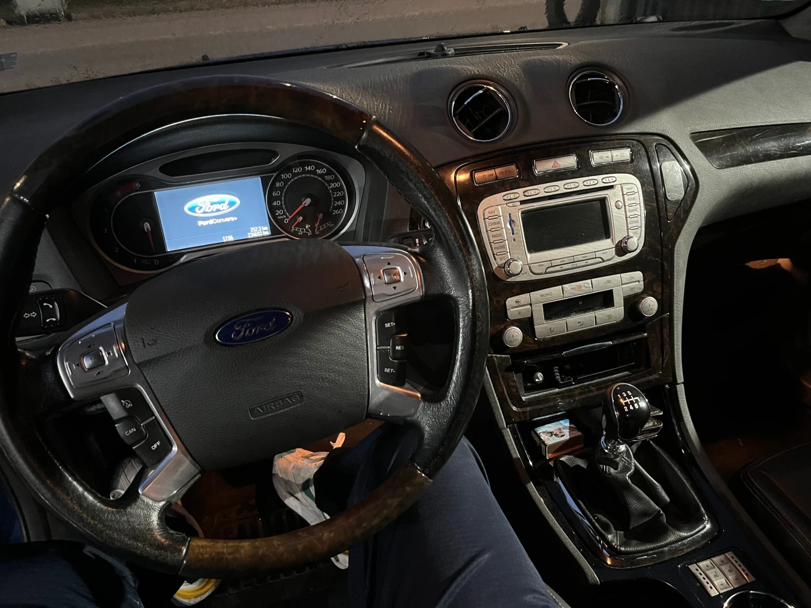 Ford Mondeo  - изображение 8