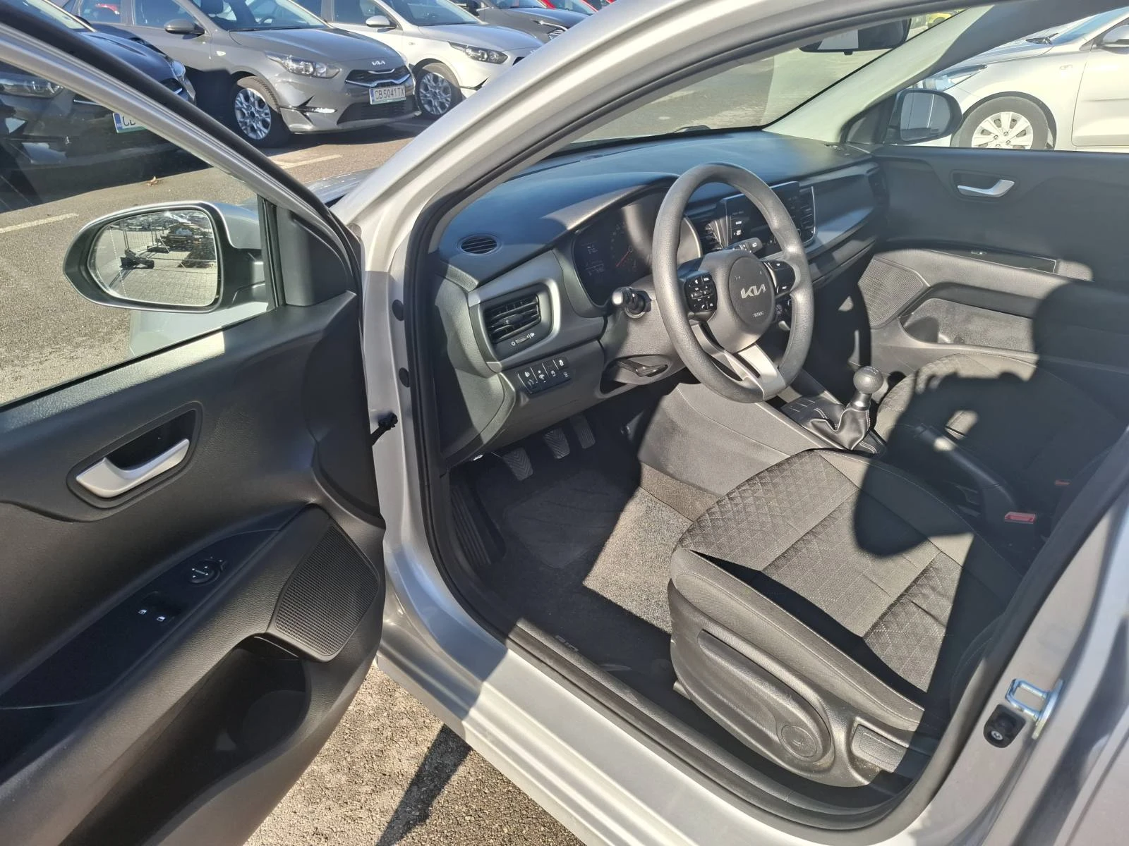 Kia Rio 1.2 cvvt Гаранция - изображение 9