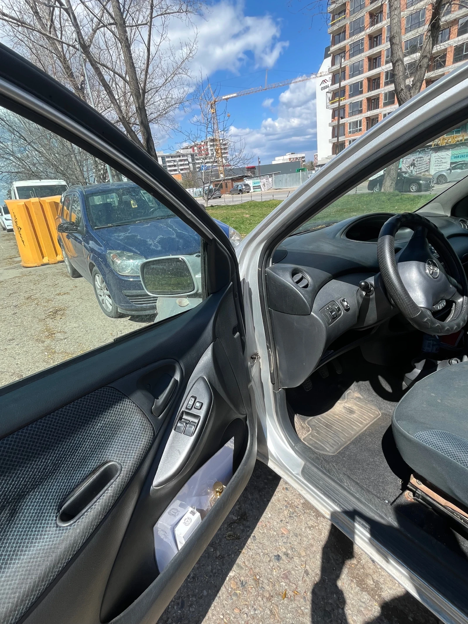 Toyota Yaris, снимка 6 - Автомобили и джипове - 54148338