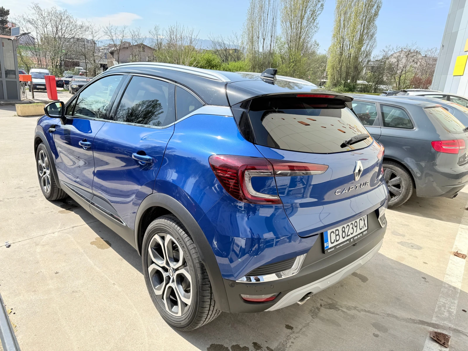 Renault Captur TCe бензин 140 EDC7, снимка 9 - Автомобили и джипове - 54254339