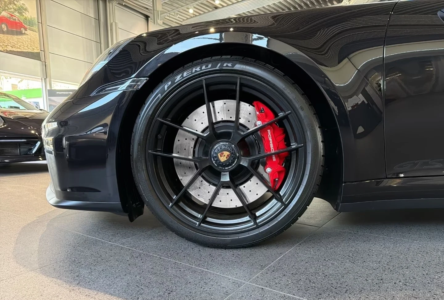 Porsche 911 992.2 CARRERA 4 GTS BOSE MATRIX PANORAMA , снимка 5 - Автомобили и джипове - 54371800