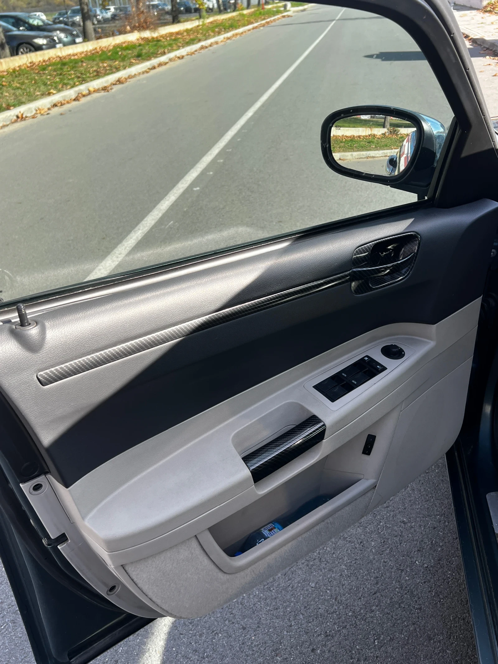Chrysler 300c, снимка 6 - Автомобили и джипове - 54442473
