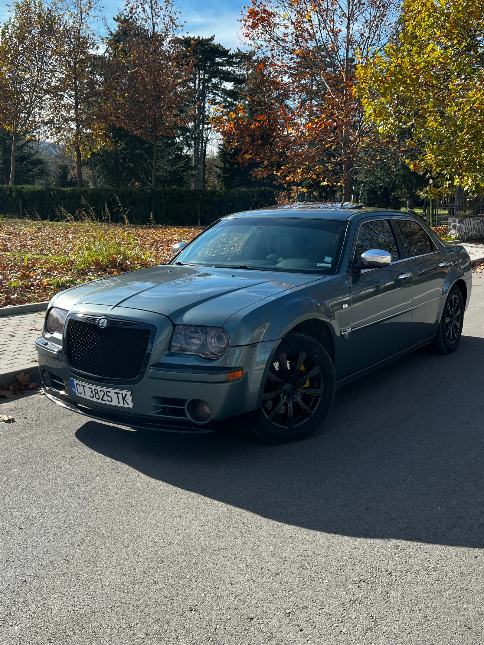 Chrysler 300c, снимка 10 - Автомобили и джипове - 54442473