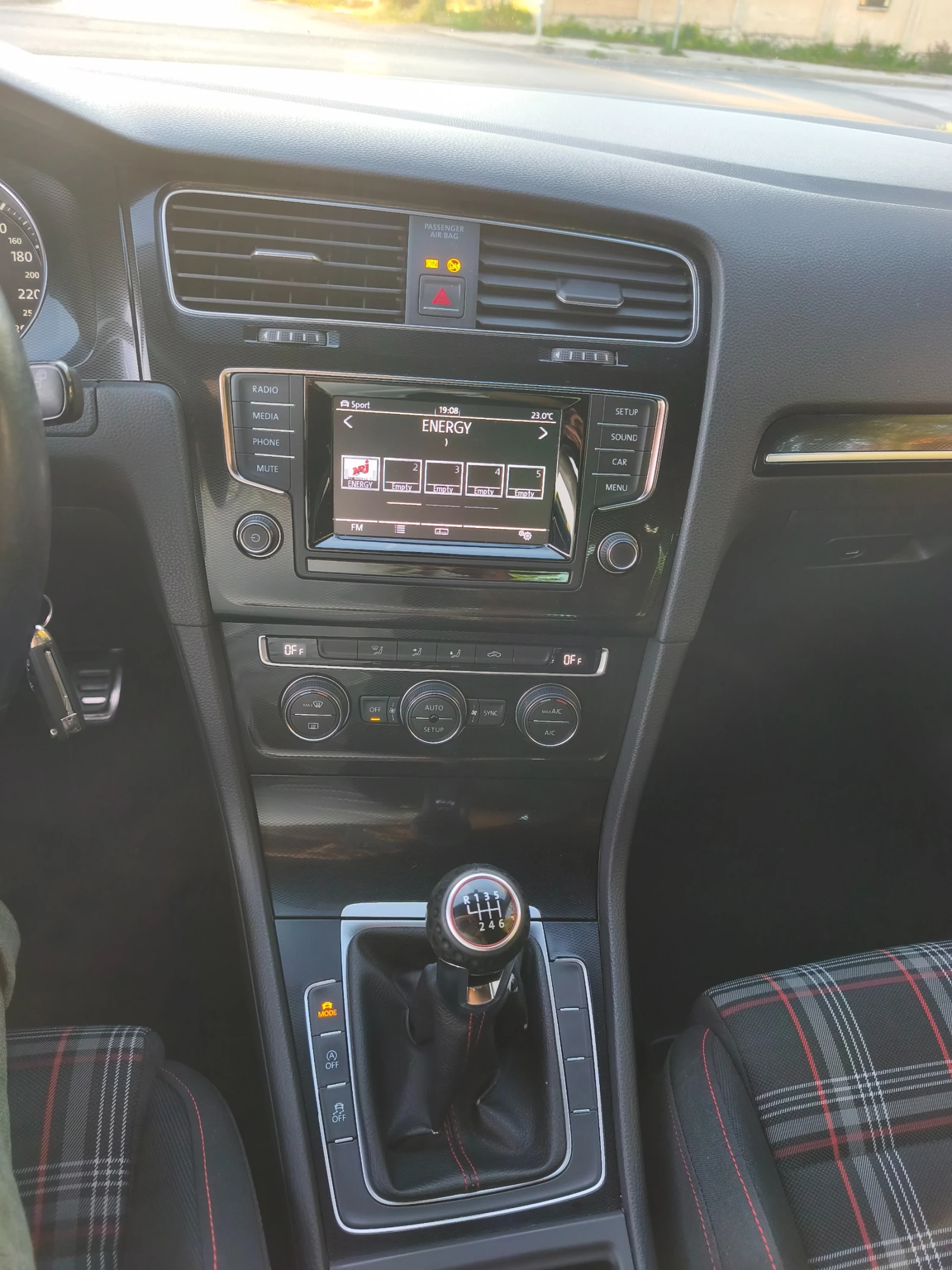 VW Golf 7 GTI 3, снимка 12 - Автомобили и джипове - 54862164