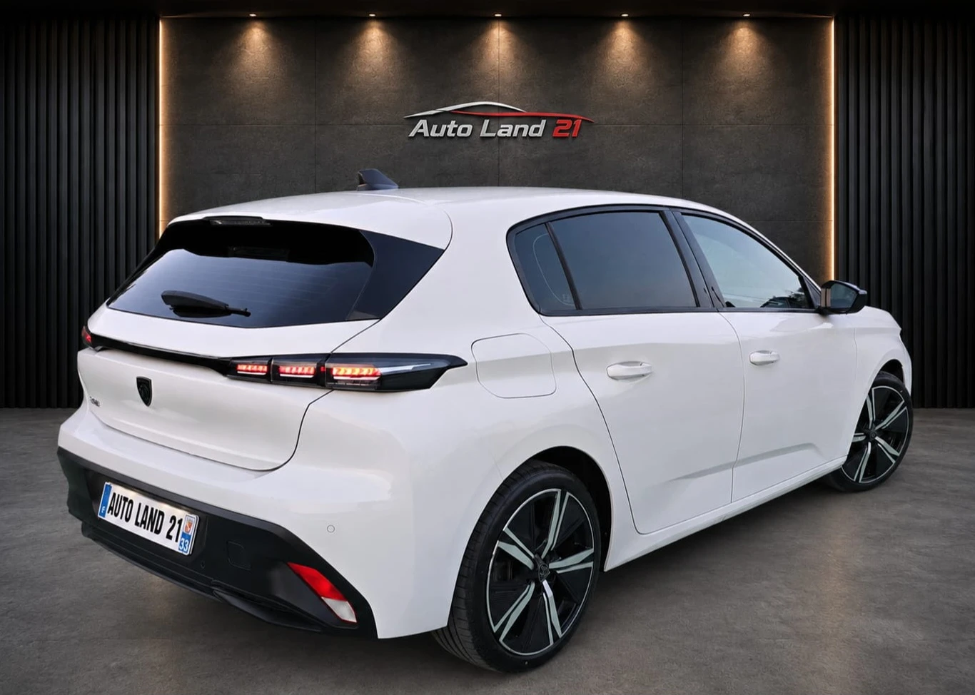 Peugeot 308 1.5BlueHDI* ALLURE* 131кс* EAT8 Automatic* , снимка 5 - Автомобили и джипове - 55326768