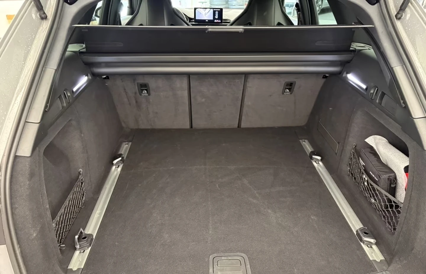 Audi Rs4 EDITION 25 YEARS / CERAMIC / MATRIX / B&O / HUD / | Mobile.bg � ����������� 17
