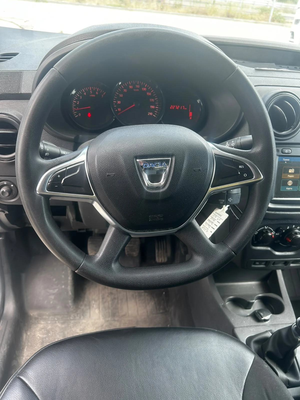 Dacia Dokker 1.5 dci, снимка 13 - Автомобили и джипове - 55570646