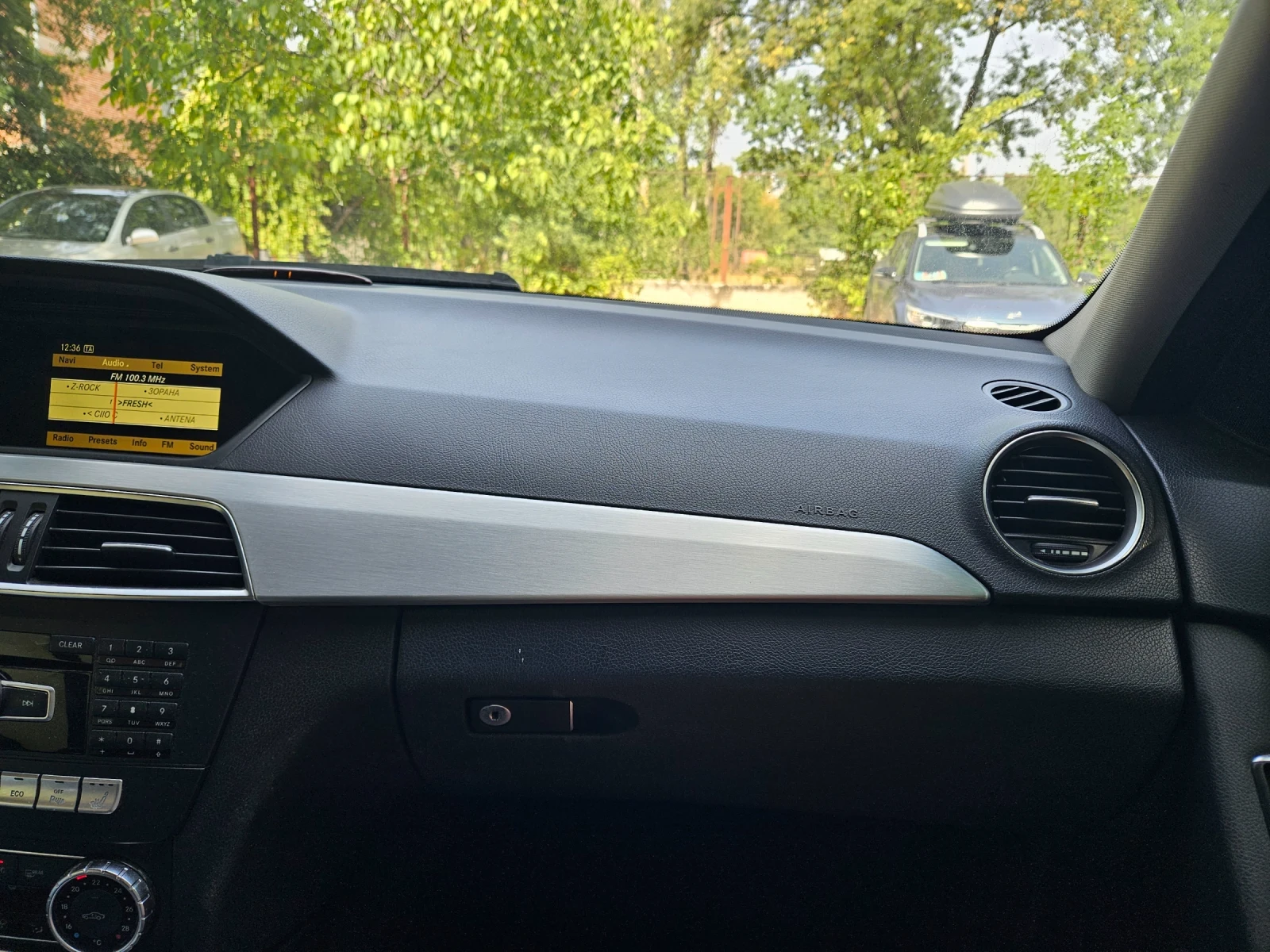 Mercedes-Benz 180, снимка 3 - Автомобили и джипове - 56087387
