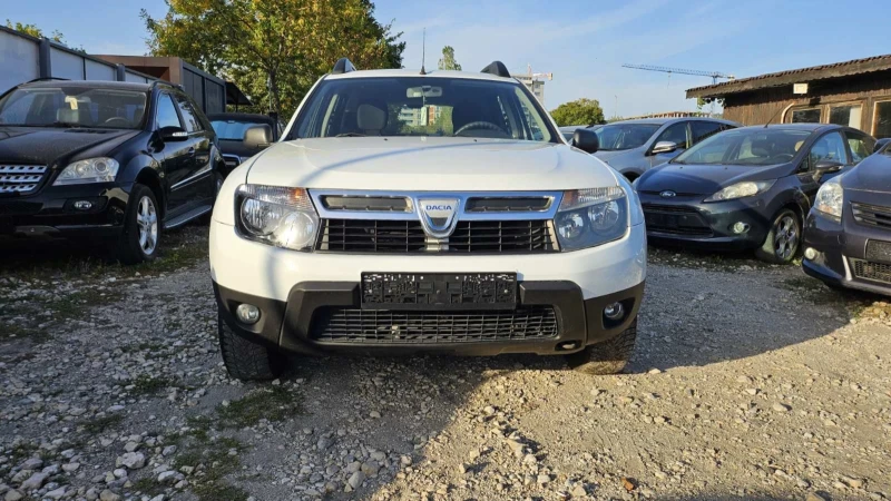 Dacia Duster 1.6i-4x4 ФБ. ГАЗОВО- 6ск., снимка 6 - Автомобили и джипове - 47468793